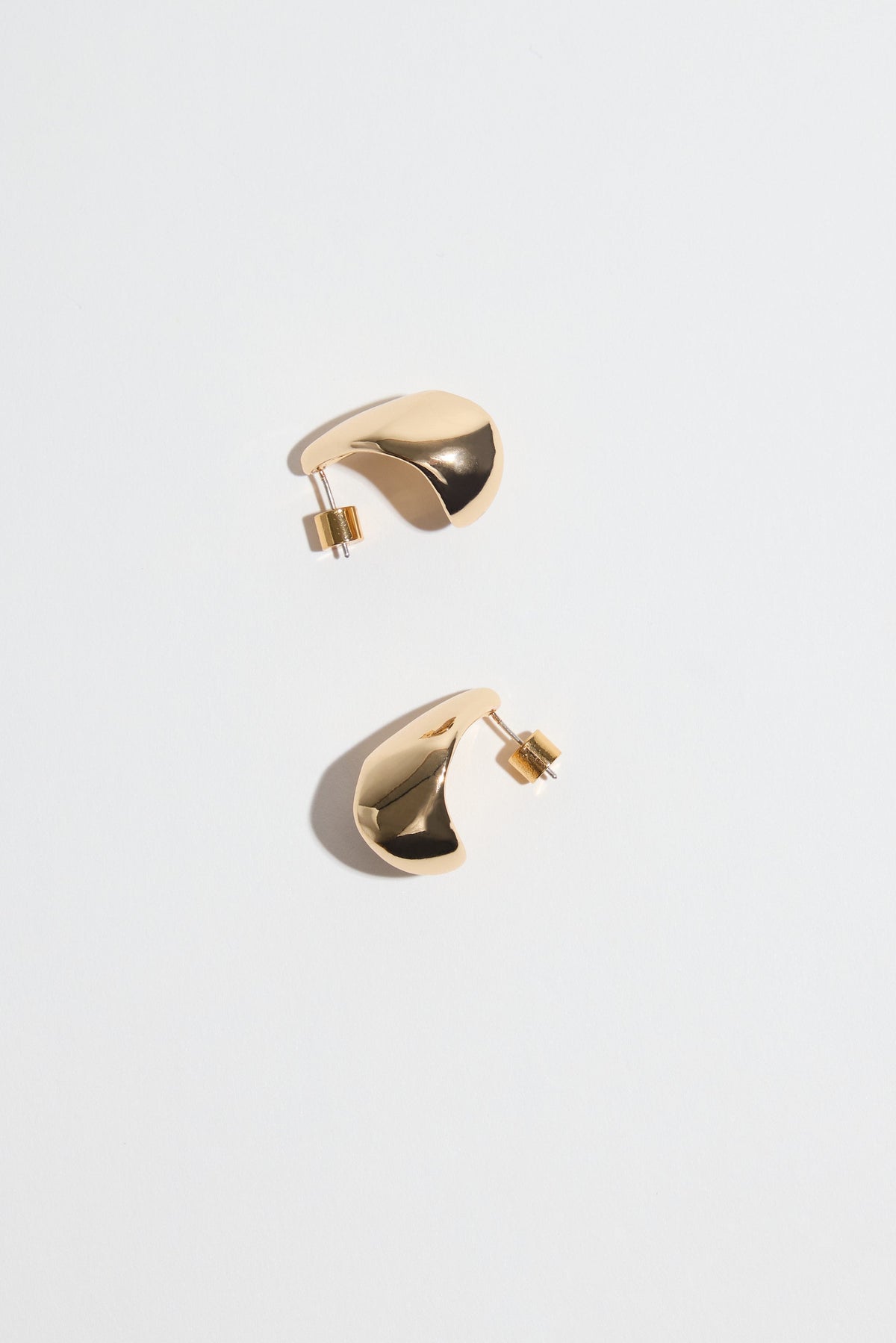 Bela Sonder Azalea Earrings
