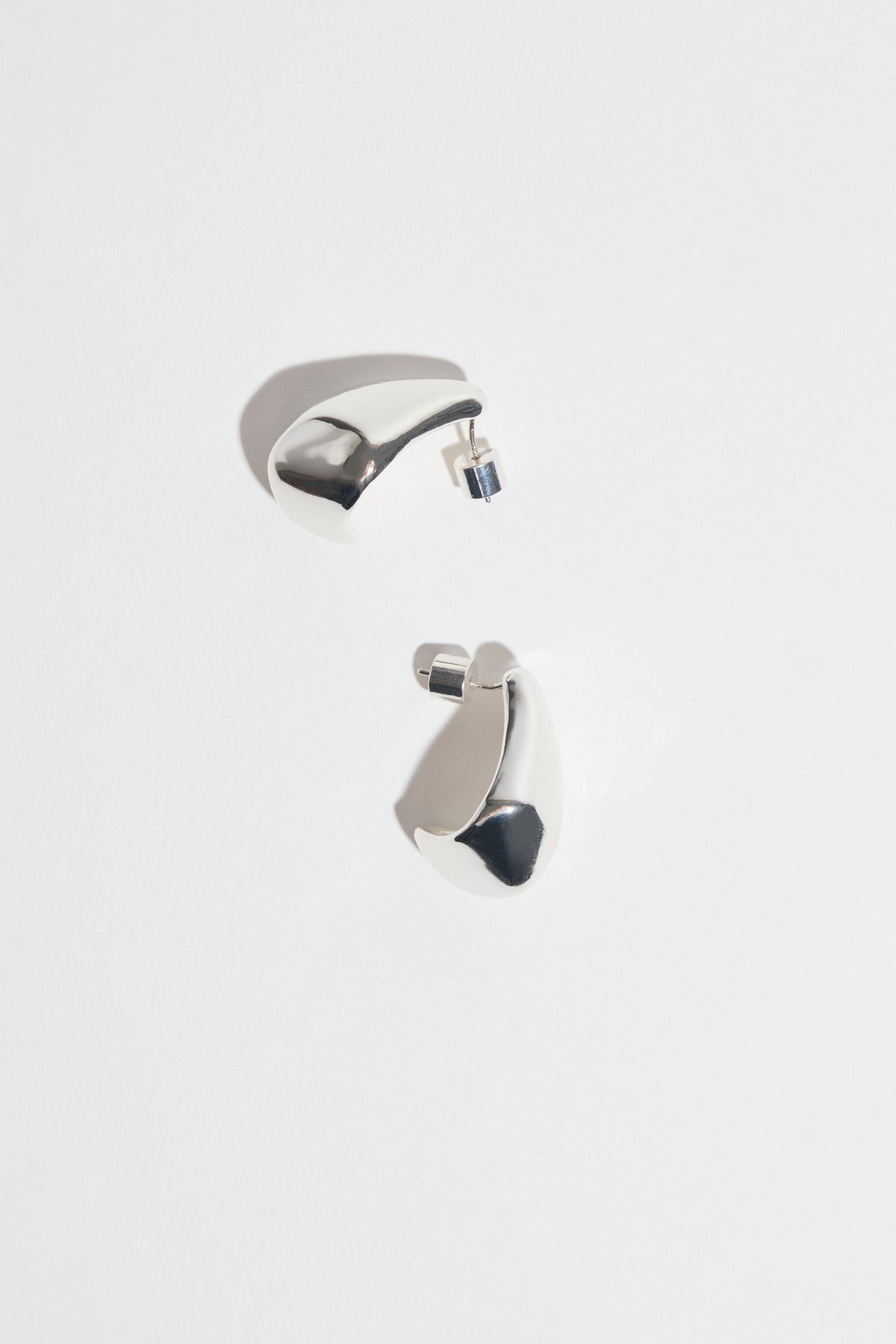 Bela Sonder Azalea Earrings