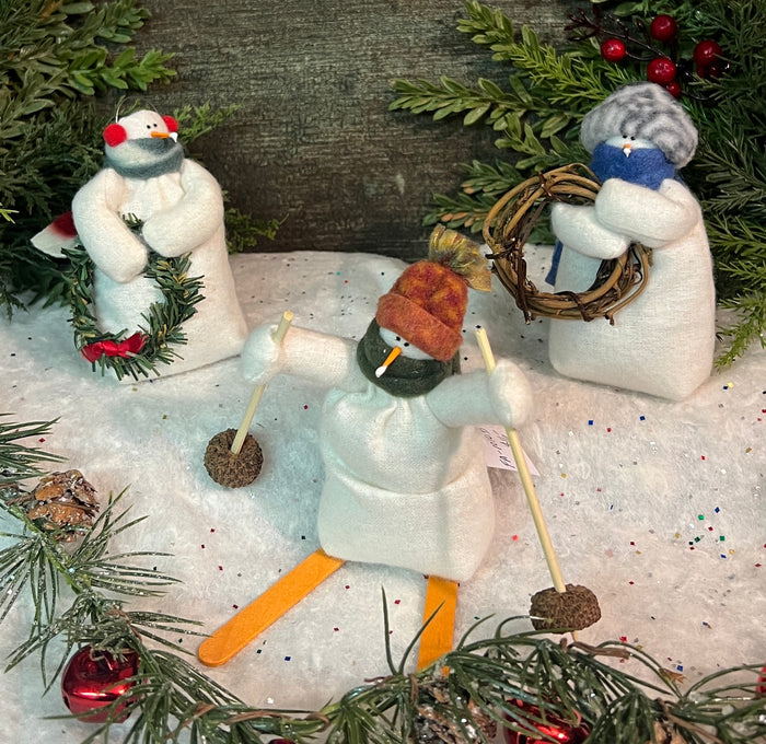 FA-1010 Med Fabric Snowfolk