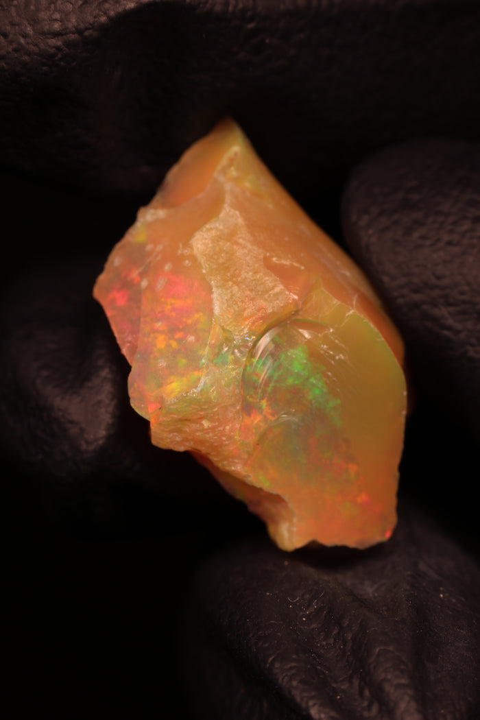 2.26g Rough Ethiopian Jewelry Grade Welo Opal