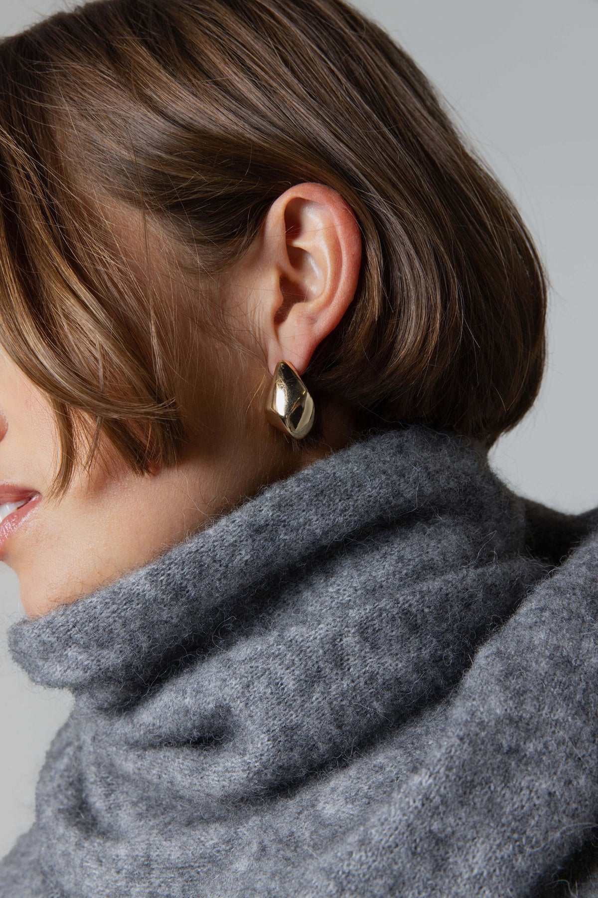 Bela Sonder Azalea Earrings