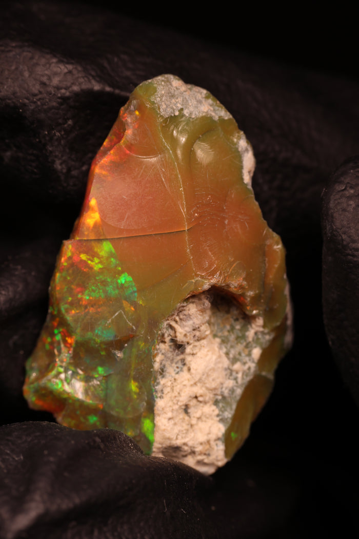 2.82g Rough Ethiopian Jewelry Grade Welo Opal