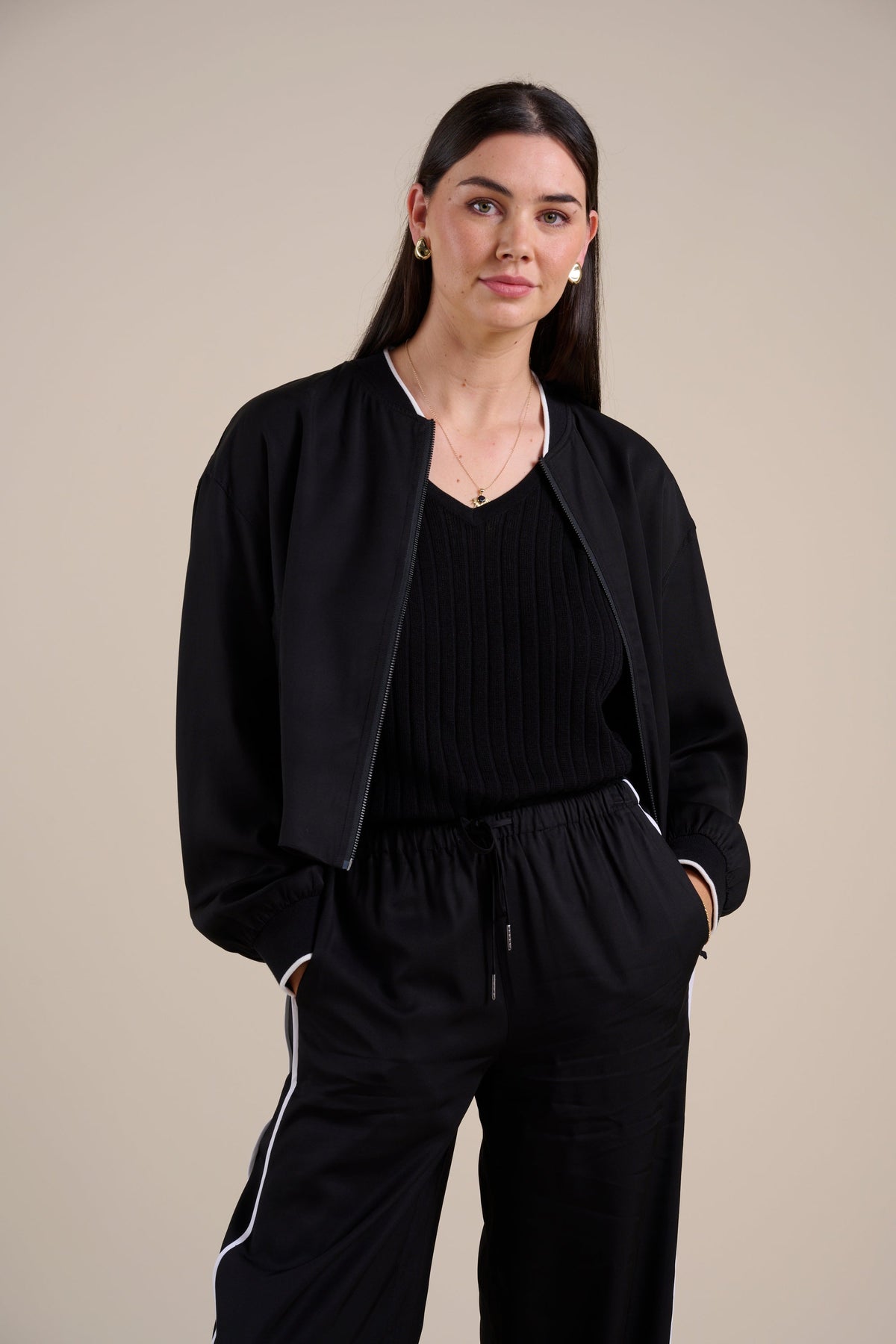The V Neck Knitted Top