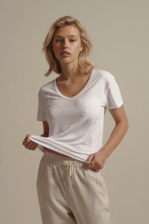 Esther Hemp Blend V Neck Tee