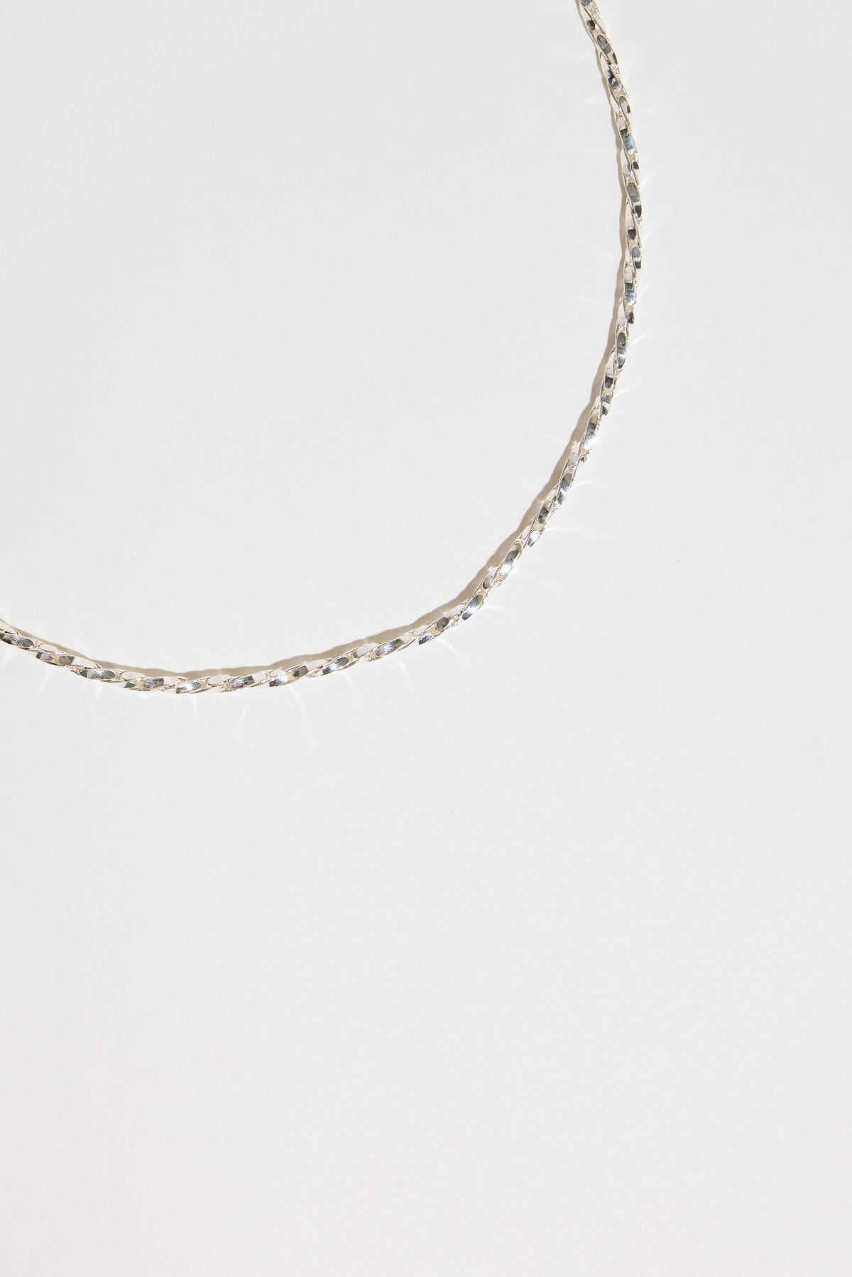 Atelier 19 Twisted Box Chain Necklace