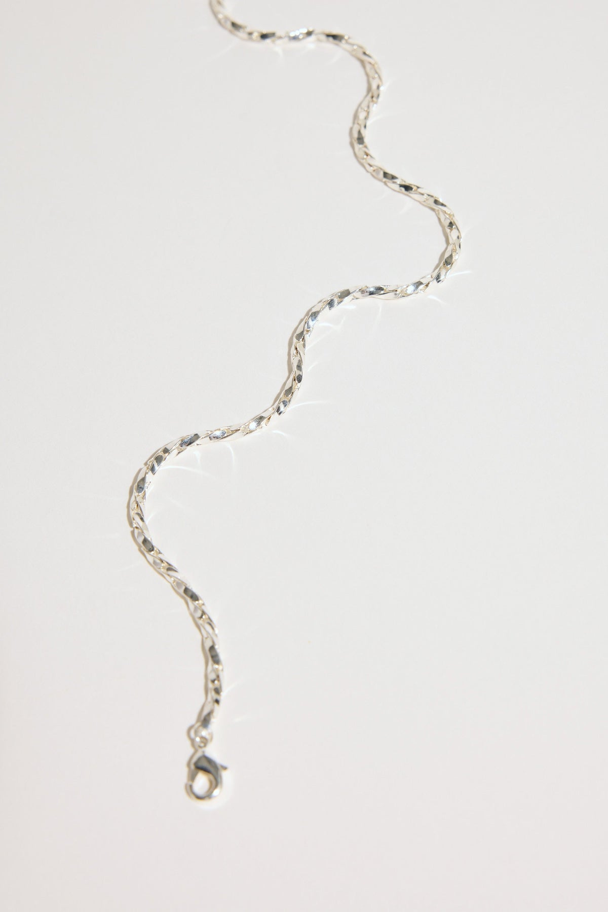Atelier 19 Twisted Box Chain Necklace