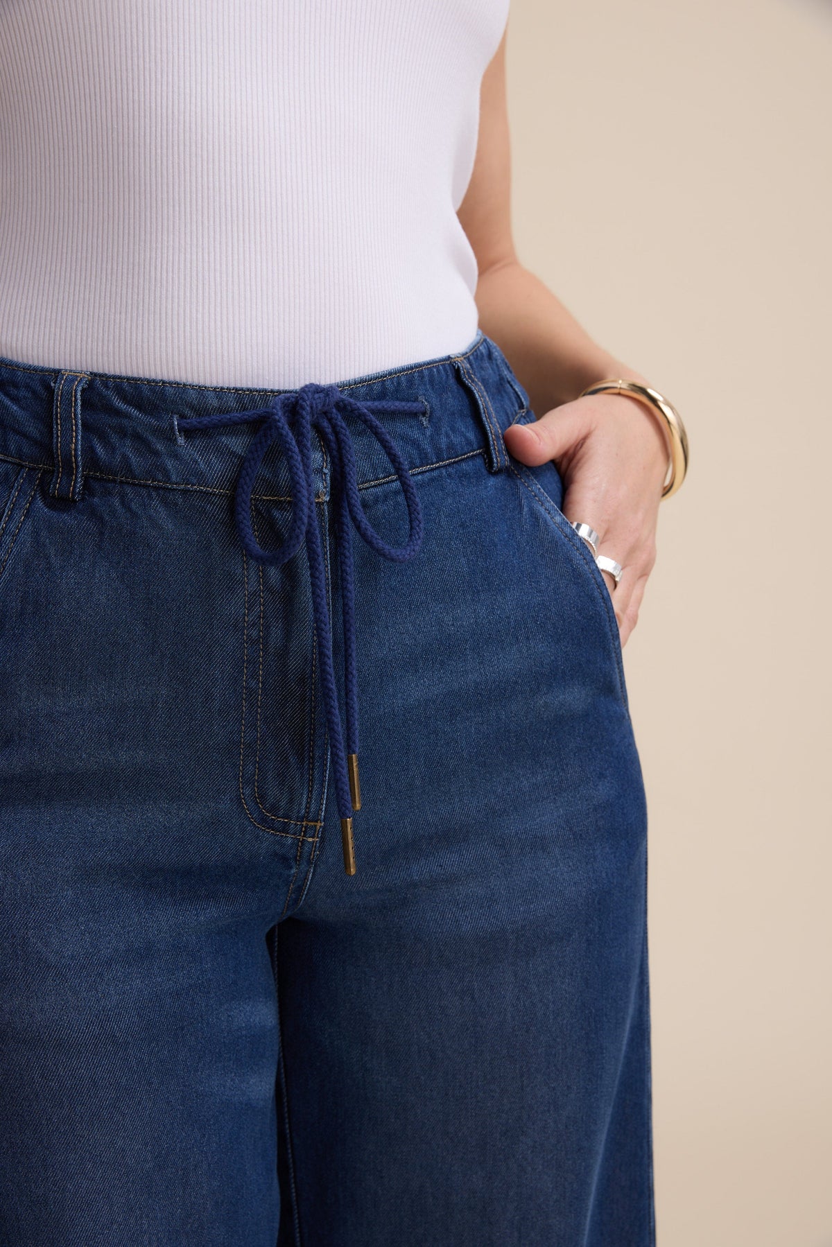 Elementary Wide Leg Jeans