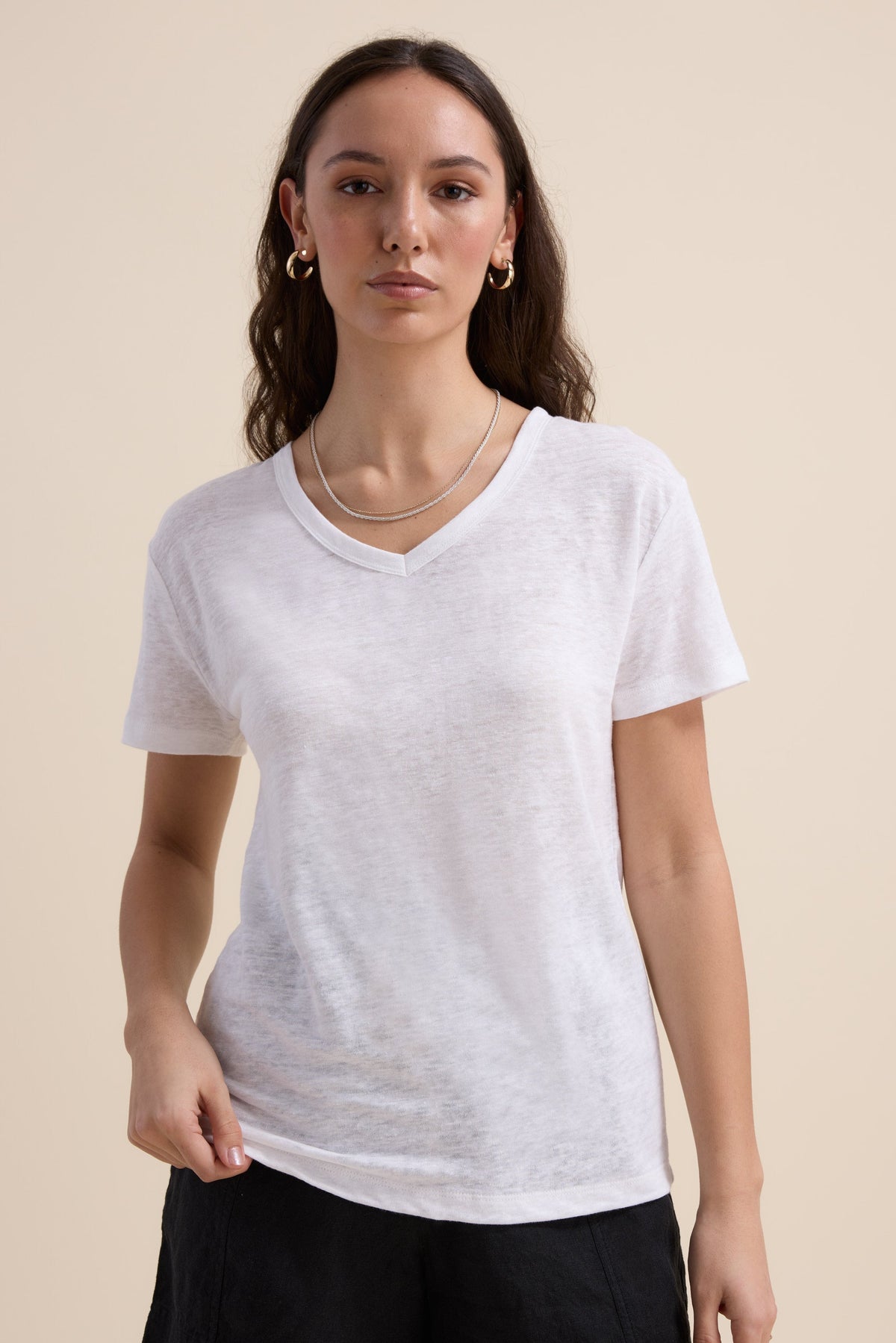 Elementary Linen V Neck Tee