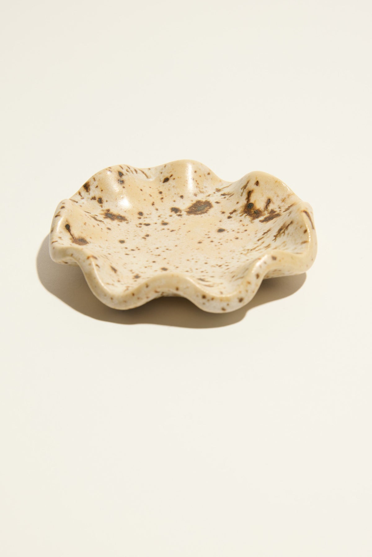 Magnolia Lane Ruffle Trinket Dish