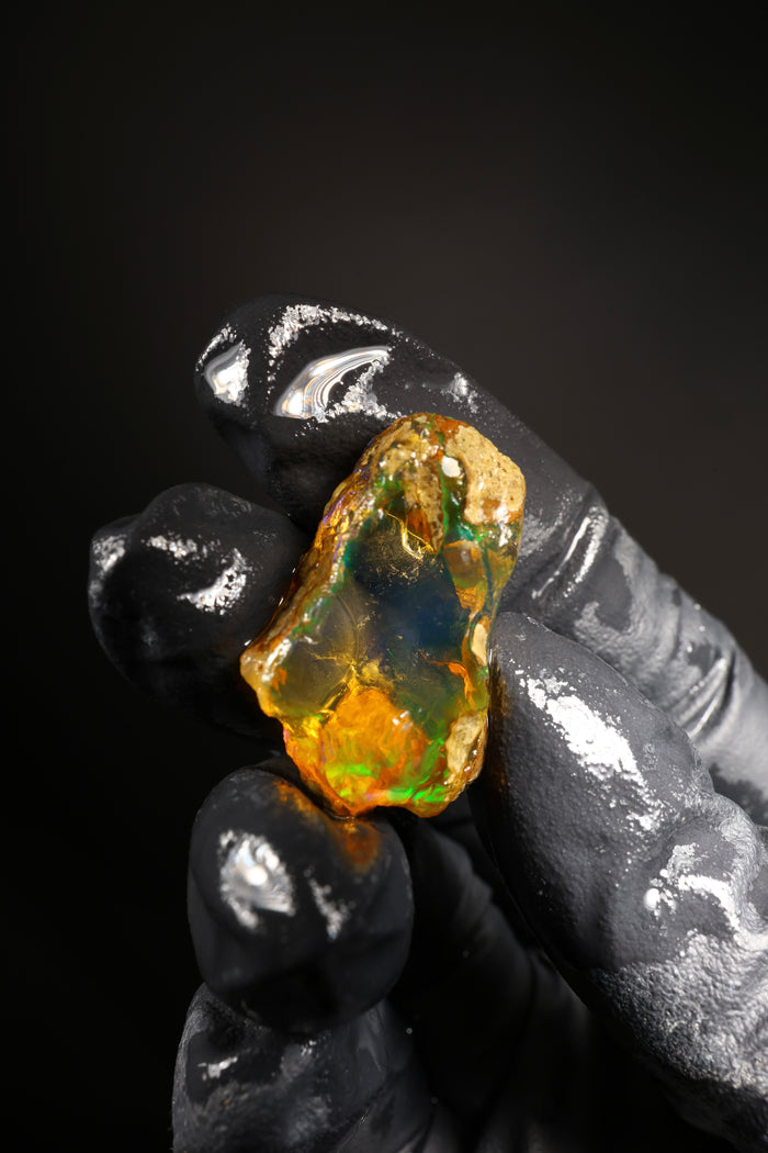 5.29g Rough Ethiopian Welo Specimen Opal