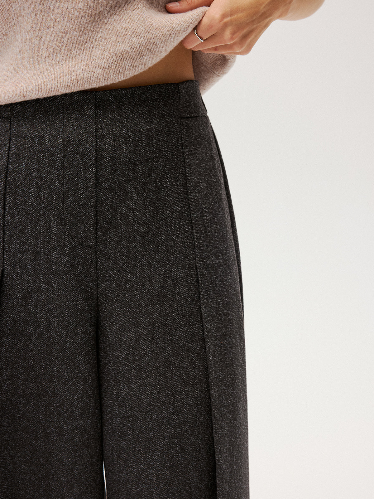 Elastic Waist Pleated Wide Leg Pants