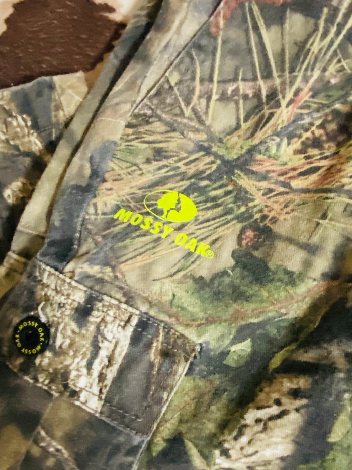 Pre-Loved Youth Mossy Oak Camo Pants, Size Medium - Deer Creek Mercantile