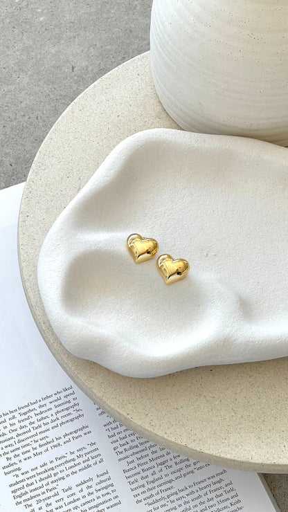 Neve Heart Earrings - Gold