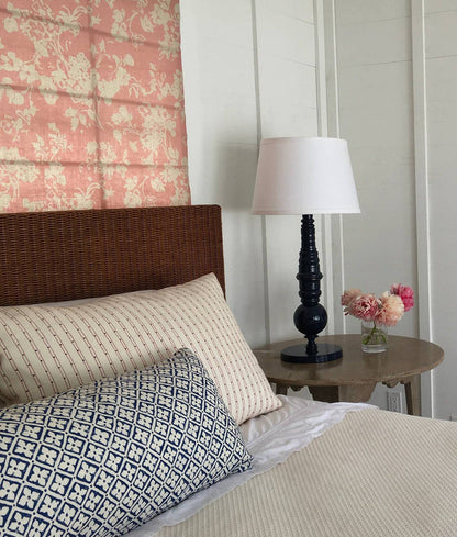 Silhouette-Reverse-shade-Soho-pillow-Puccini-pillow-Pique-Design