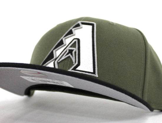 Arizona DiamondBacks New Era Fitted 59Fifty hat (Olive Black Gray Under Brim)