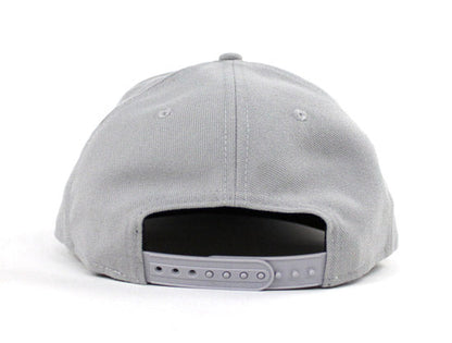 Bugs Bunny New Era 9Fifty Snapback Hat (Gray Gray Under Brim)