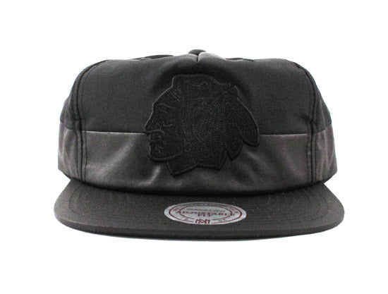 Chicago Blackhawks Mitchell & Ness Nylon Snapback Hat (Black on Black)