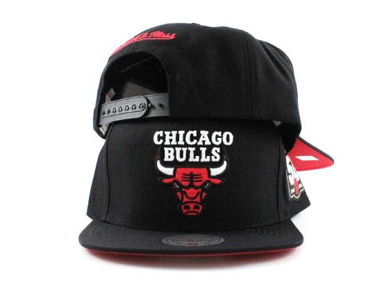 Chicago Bulls Mitchell and Ness Snapback hats (50th Year Anniversary 1966-2016 Black)