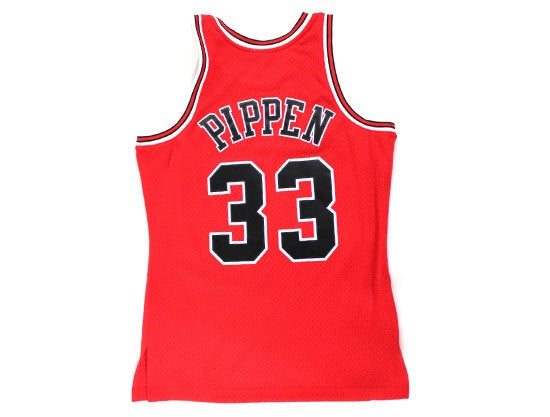 Chicago Bulls Scottie Pippen #33 Mitchell & Ness Swingman Jersey
