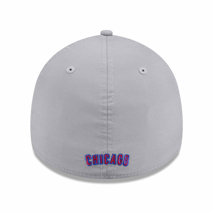 Chicago Cubs New Era 39THIRTY Walking Bear Grey Stretch Fit Cap