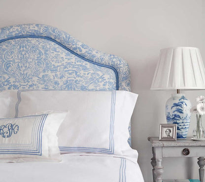 China Seas Fabric: San Marco - Zibby Blue on Off-White Suncloth (OUTDOOR)