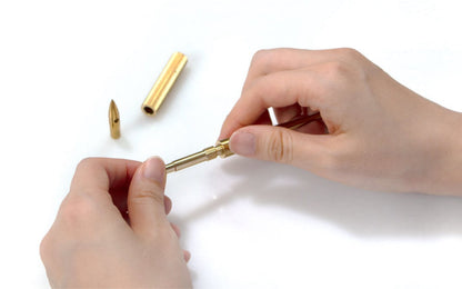 Colorverse Shuttle Dip Pen