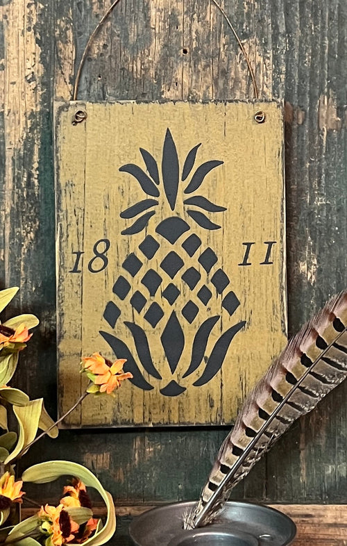 HAV-11 "Pineapple" Painted Hanging Plaque