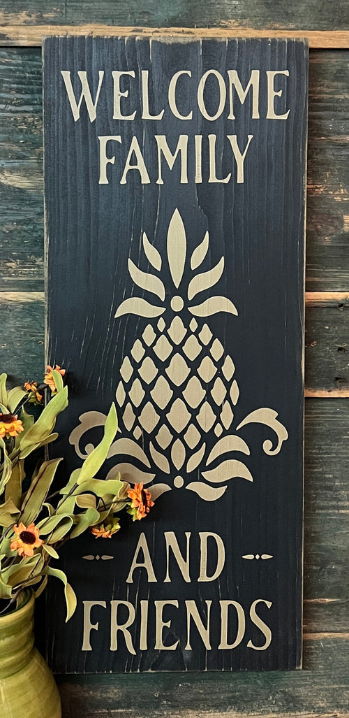 HAV-17B "Pineapple Welcome" Painted Sign