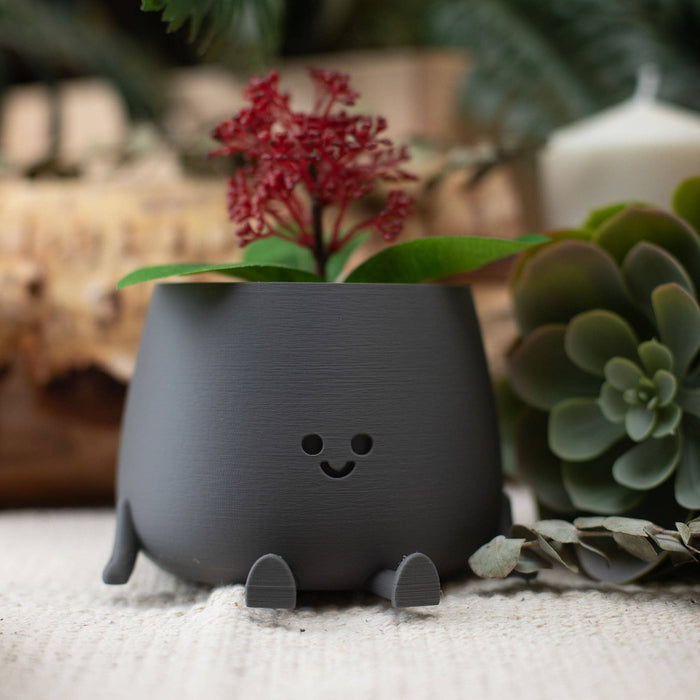 Ingadi - Happy Pot Planter - Matte Iron Grey: Medium