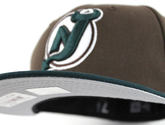 New Jersey Devils New Era 59FIFTY Fitted Hat (BEEF & BROC GRAY UNDER BRIM)