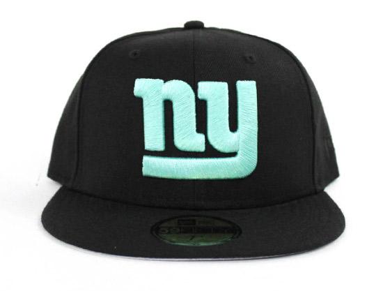 New York Giants New Era 59Fifty Fitted Hat (Nike Air Foamposite Pro Island Green 2017 Aqua Black Gray Under Brim)