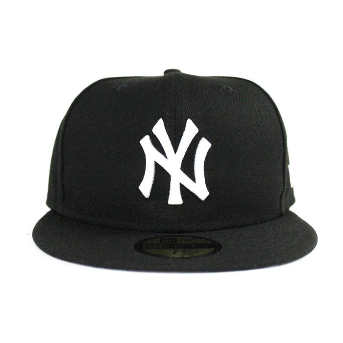New York Yankees New Era 59Fifty Fitted Hat 2018 (Black White Gray Under Brim)
