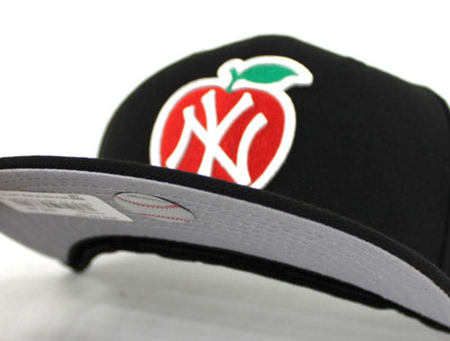 New York Yankees New Era 59Fifty Fitted Hat (Big Apple Black Gray Under Brim)