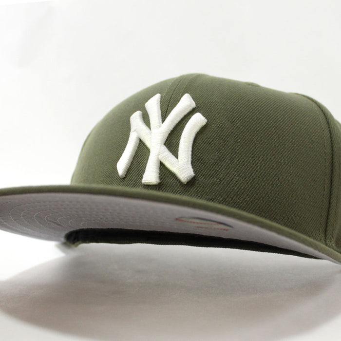 New York Yankees New Era 59Fifty Fitted Hat (Olive Gray Under Brim)