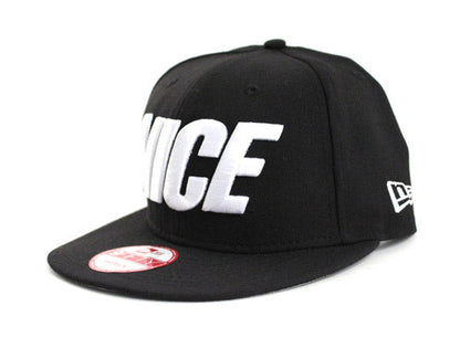 NICE New Era 9fifty Snapback Hat (BLACK WHITE  GRAY UNDER BRIM)