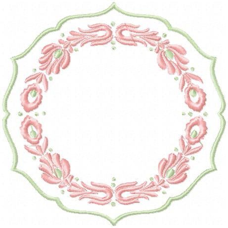 Old Fashioned Scallop Frame