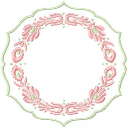 Old Fashioned Scallop Frame