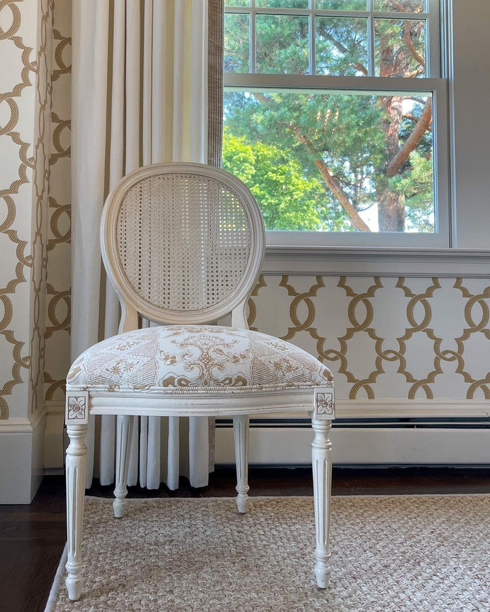 Quadrille Wallpaper: El Cid - Custom Tan on Almost White Wallpaper (FIVE YARD MINIMUM)