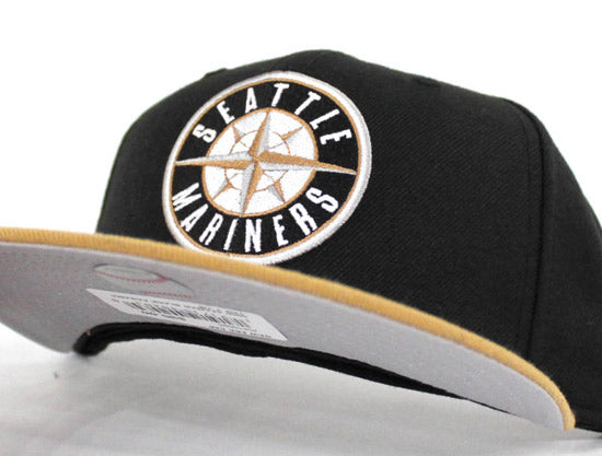 Seattle Mariners New Era 59Fifty Fitted Hat (Air Jordan XIII Low Chutney Gray Under Brim)