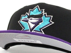 Toronto Blue Jays New Era 59FIFTY Fitted Hat (AIR JORDAN RETRO 8 AQUA Gray Under Brim)
