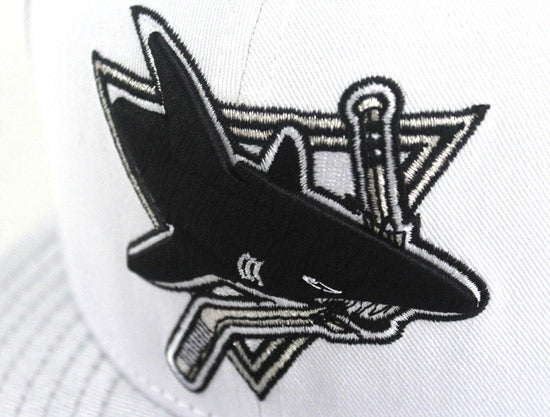 Worcester Sharks New Era 59FIFTY Fitted Hat (AIR JORDAN RETRO 5 METALLIC)